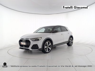 Auto Audi A1 allstreet 30 1.0 tfsi identity contrast 116cv s tronic aziendale in vendita presso concessionaria Fratelli Giacomel a 30.300 € - foto numero 1