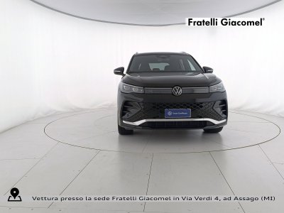 Auto Volkswagen Tiguan 2.0 tdi r-line 150cv dsg usata in vendita presso concessionaria Fratelli Giacomel a 37.890 &euro; - foto numero 2