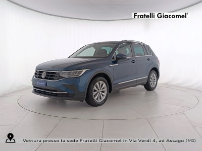 Auto Volkswagen Tiguan 1.5 tsi life 150cv dsg usata in vendita presso concessionaria Fratelli Giacomel a 24.400 &euro; - foto numero 1