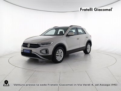 Auto Volkswagen T-Roc 1.0 tsi life 110cv usata in vendita presso concessionaria Fratelli Giacomel a 19.900 &euro; - foto numero 1