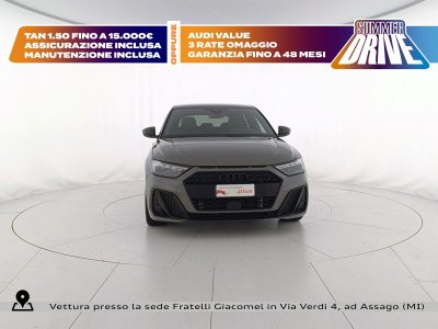 Auto Audi A1 sportback 35 1.5 tfsi identity black s-tronic usata in vendita presso concessionaria Fratelli Giacomel a 24.900 &euro; - foto numero 2